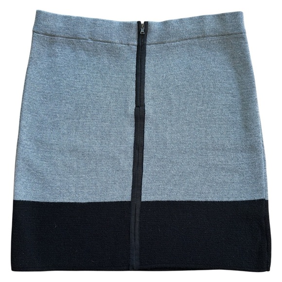 LOFT | WOOL BLEND GREY & BLACK COLOR BLOCK KNIT SKIRT ZIPPER BACK | SMALL - Picture 6 of 8